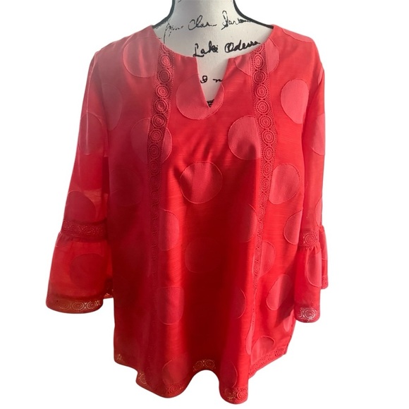 Chico’s Coral Bell Sleeve Blouse Lace Trim Sz 3 16/18 - Picture 1 of 5